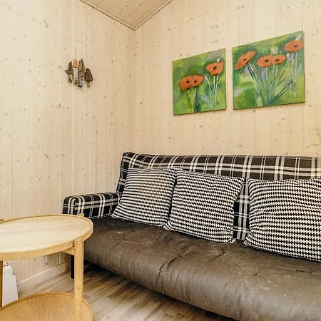 Tatil Evi Holiday Iv *
